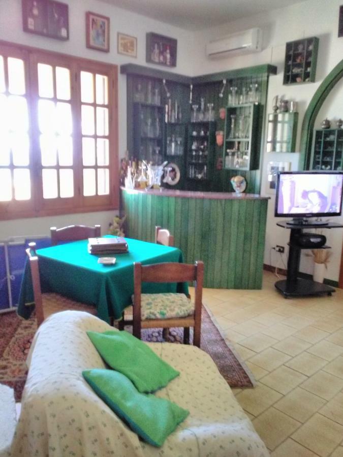סארוק Villa Adelina מראה חיצוני תמונה