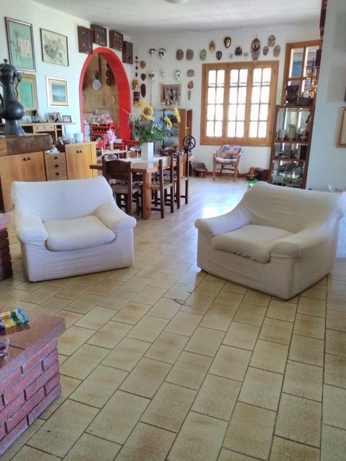 סארוק Villa Adelina מראה חיצוני תמונה