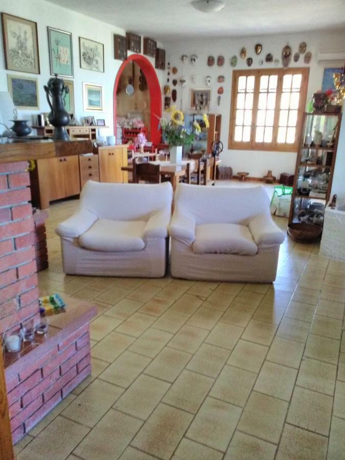 סארוק Villa Adelina מראה חיצוני תמונה